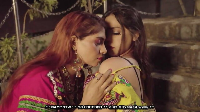 indian sex ke liye bhabi tadap gayi kissing